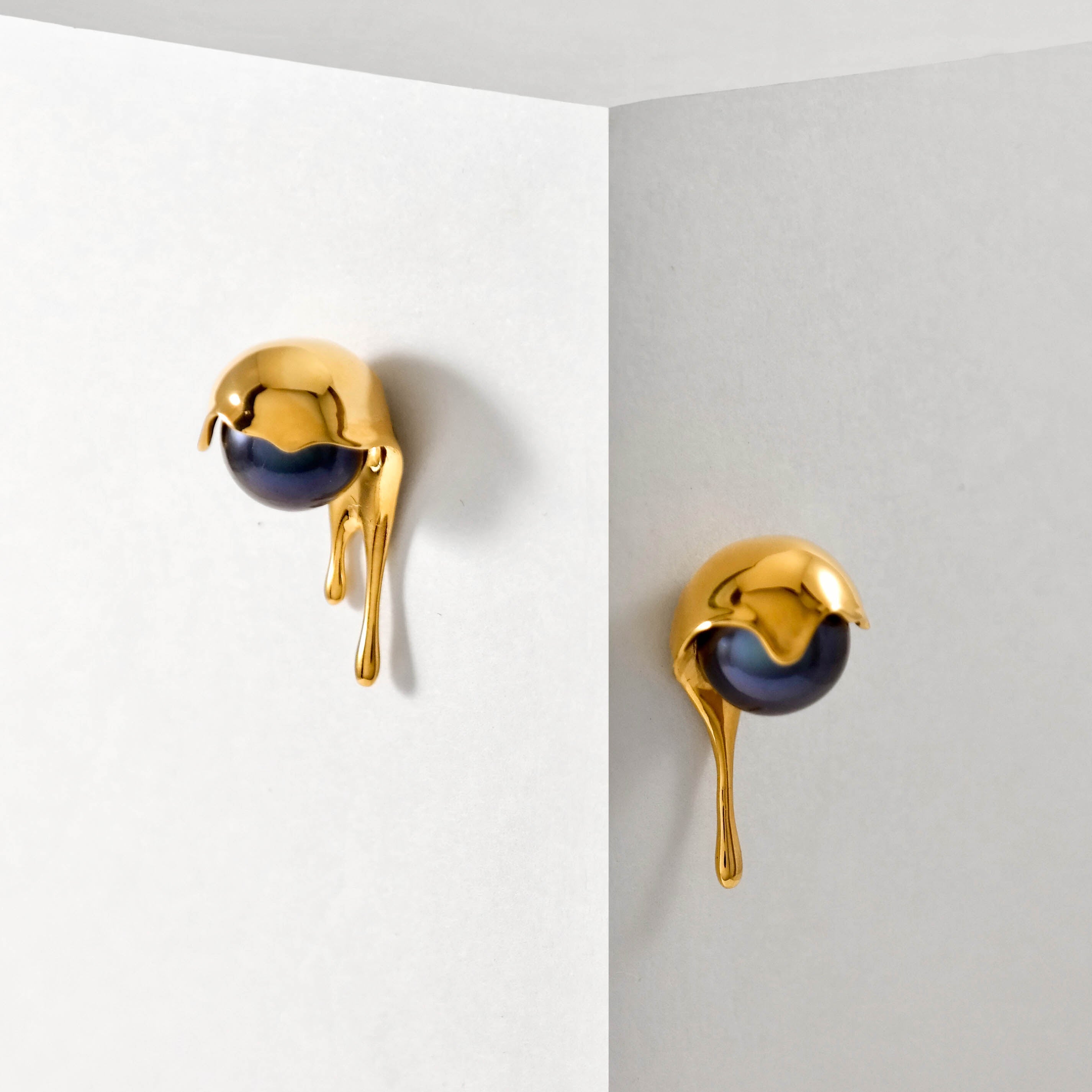 Melting Pearl Earrings